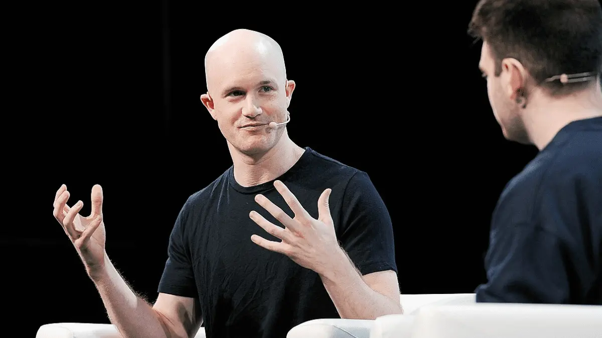 CEO Coinbase voorspelt Bitcoin-waarde van $300.000 tot $400.000 voor 2030