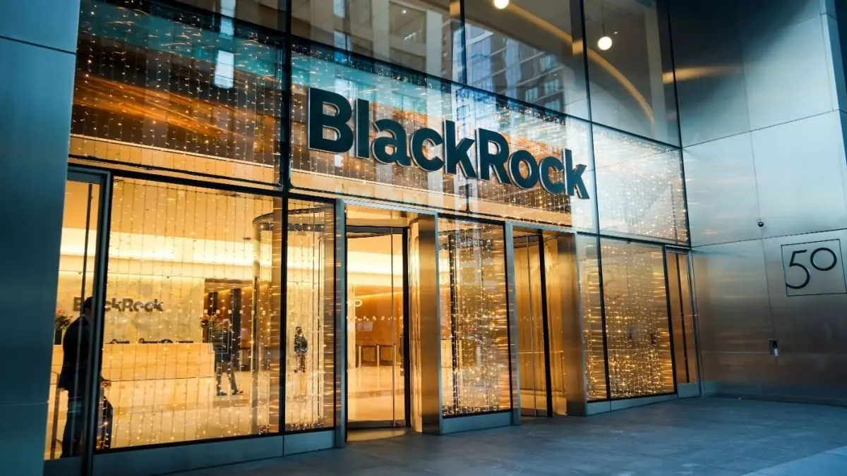 BlackRock-topman slaat alarm over stilvallen bouw datacenters