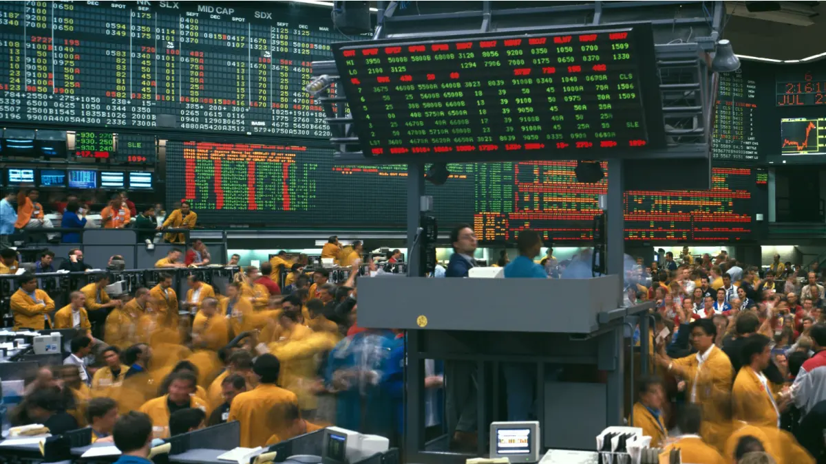 Crypto Radar: grote spelers breiden uit terwijl ETF's geld verliezen